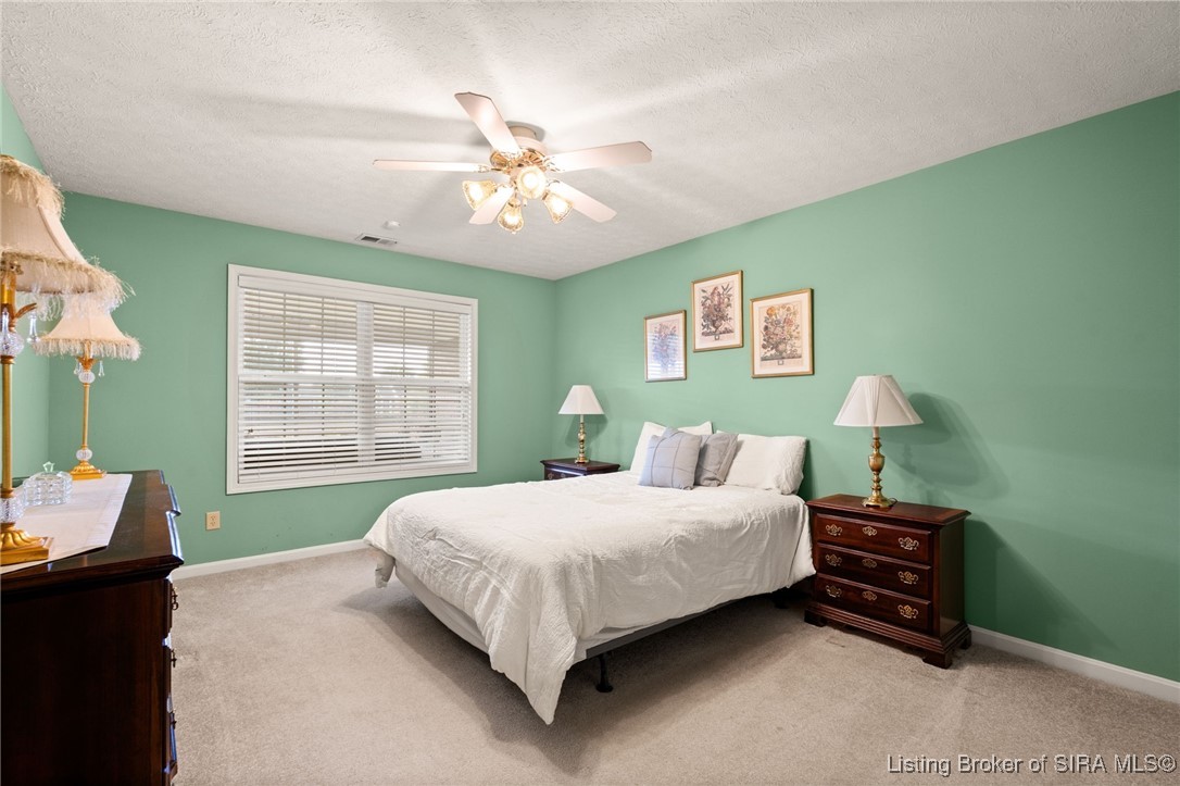 102 Crown Court New Albany, IN 47150 - Photo 23 of 38