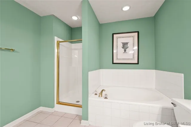 $260,000 | 102 Crown Court, New Albany, IN 47150