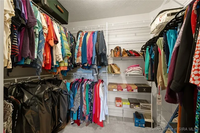 $260,000 | 102 Crown Court, New Albany, IN 47150