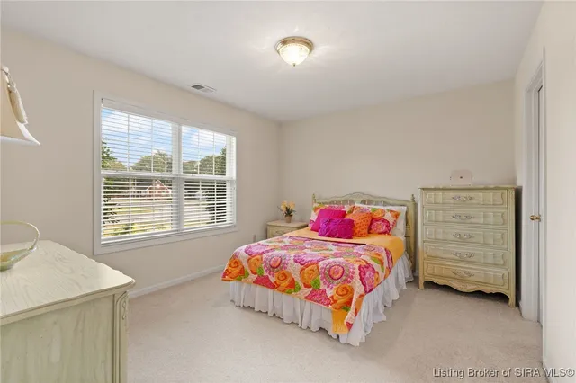 $260,000 | 102 Crown Court, New Albany, IN 47150