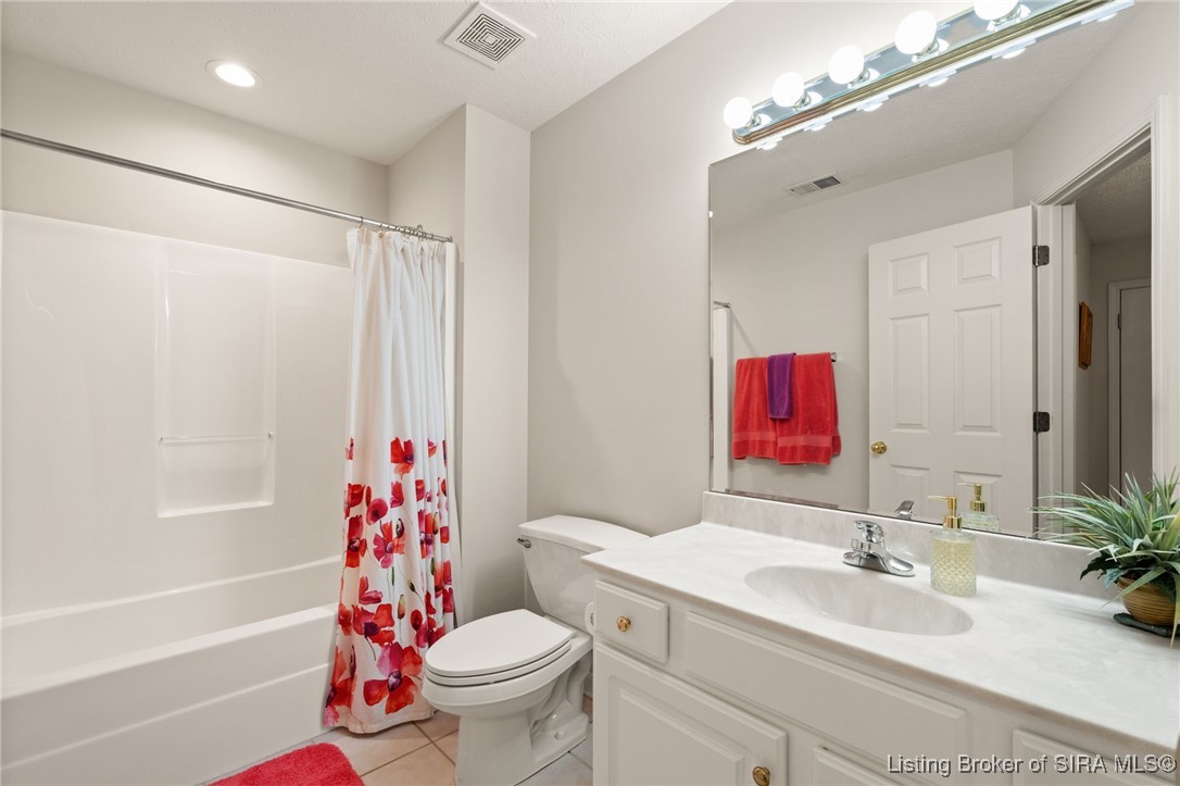 102 Crown Court New Albany, IN 47150 - Photo 34 of 38