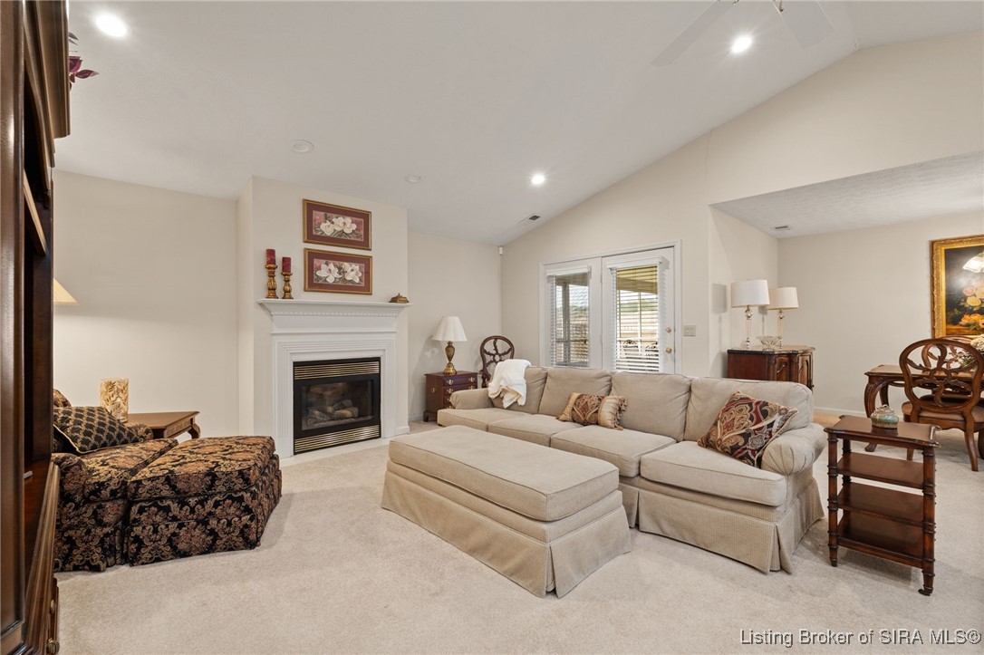 102 Crown Court New Albany, IN 47150 - Photo 9 of 38