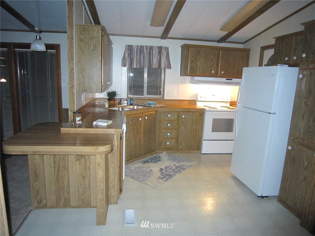 375 Union Avenue Southeast, Unit 111 Renton, WA 98059 - Photo 7 of 23 Gallery Image 7