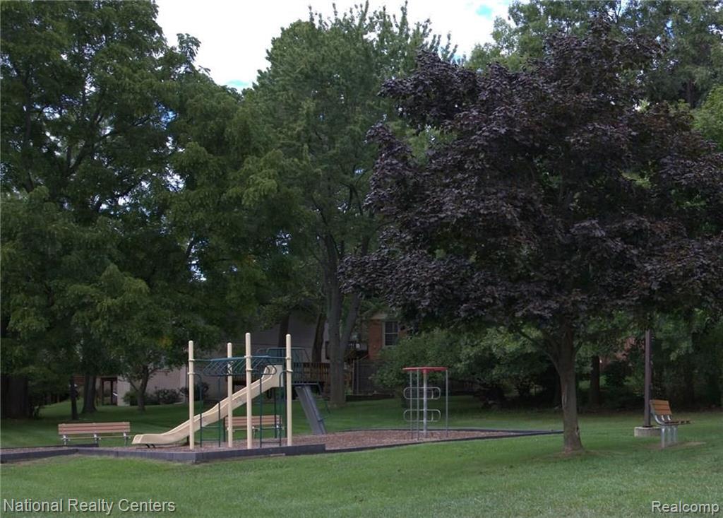 576 Middlebury Lane Rochester Hills, MI 48309 - Photo 36 of 36