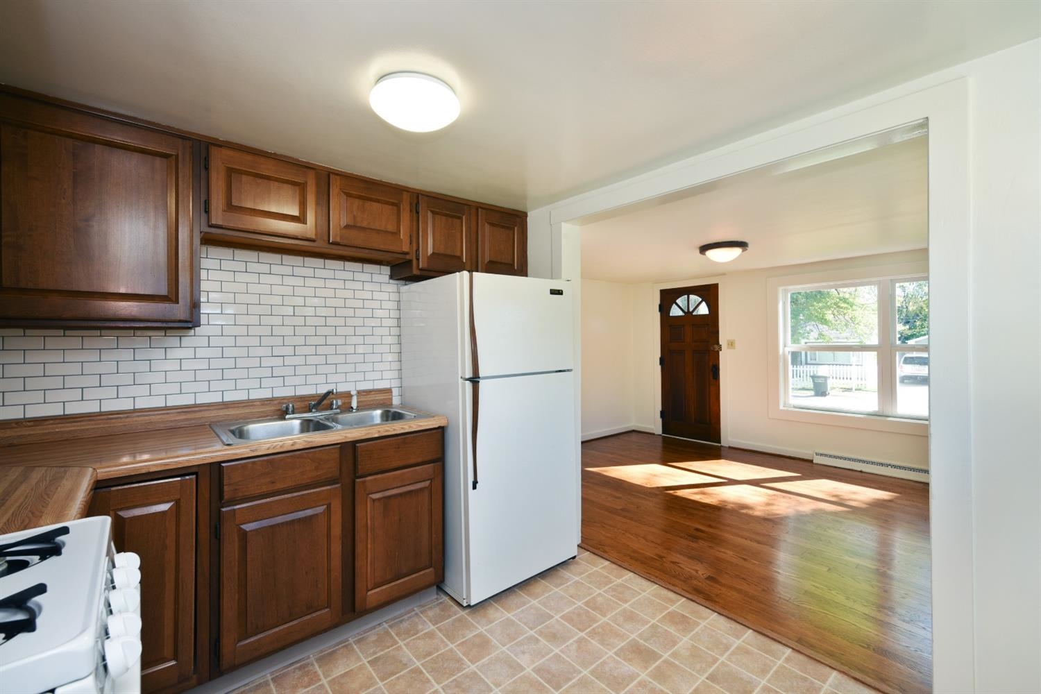 1109 McCord Road Valparaiso, IN 46383 - Photo 5 of 10 1500x1000