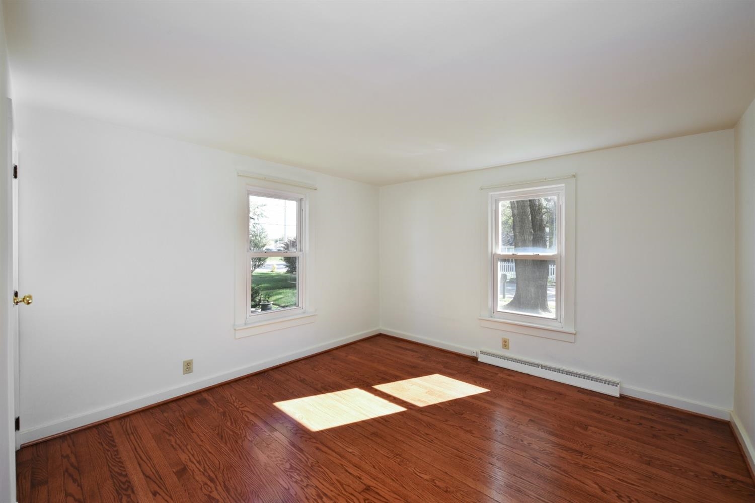 1109 McCord Road Valparaiso, IN 46383 - Photo 7 of 10 1500x1000