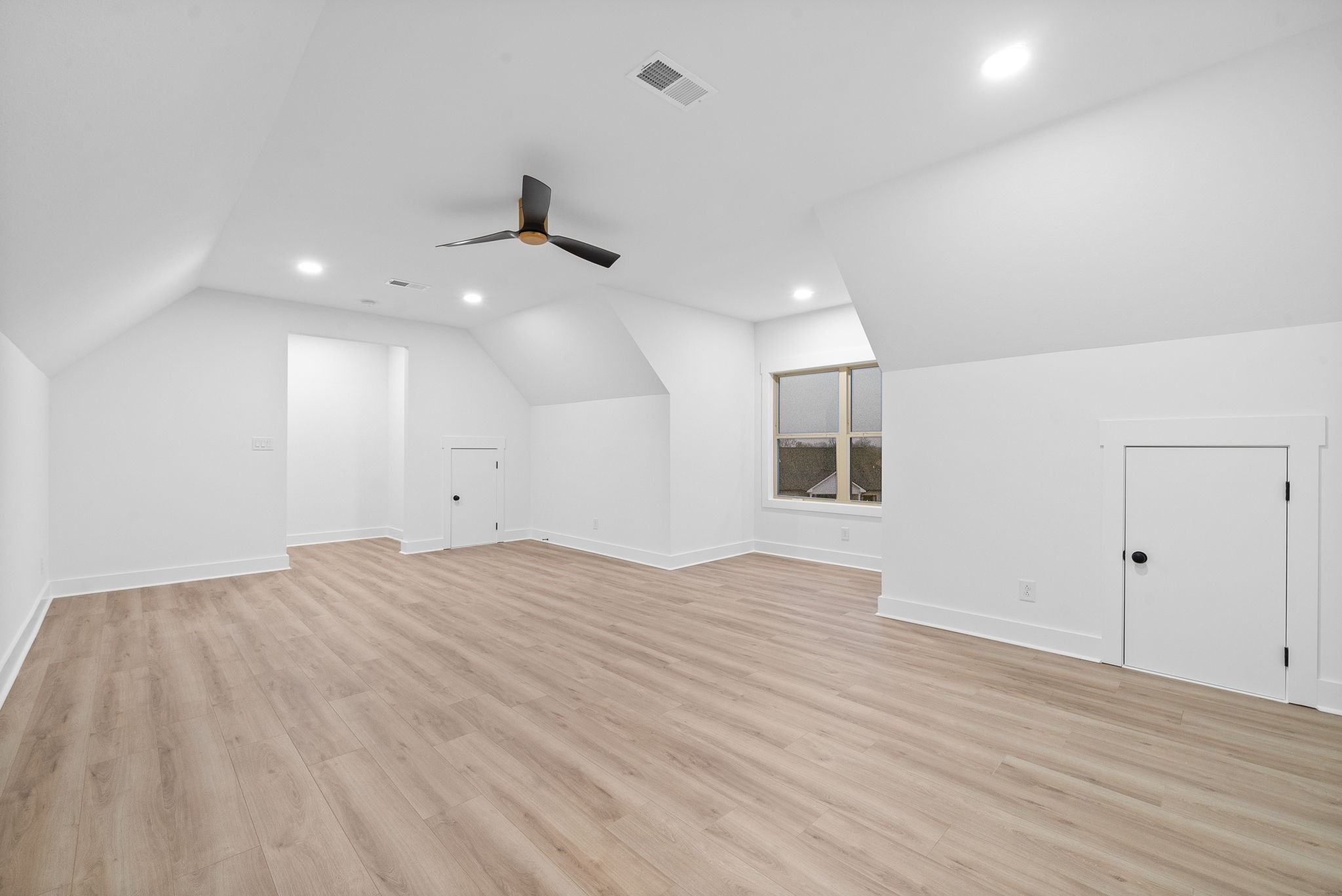 414 Blue Rdg Court Clarksville, TN 37043 - Photo 65 of 71 Gallery Image 65