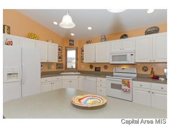 2700 Amelia Court Springfield, IL 62711 - Photo 10 of 15 Gallery Image 10