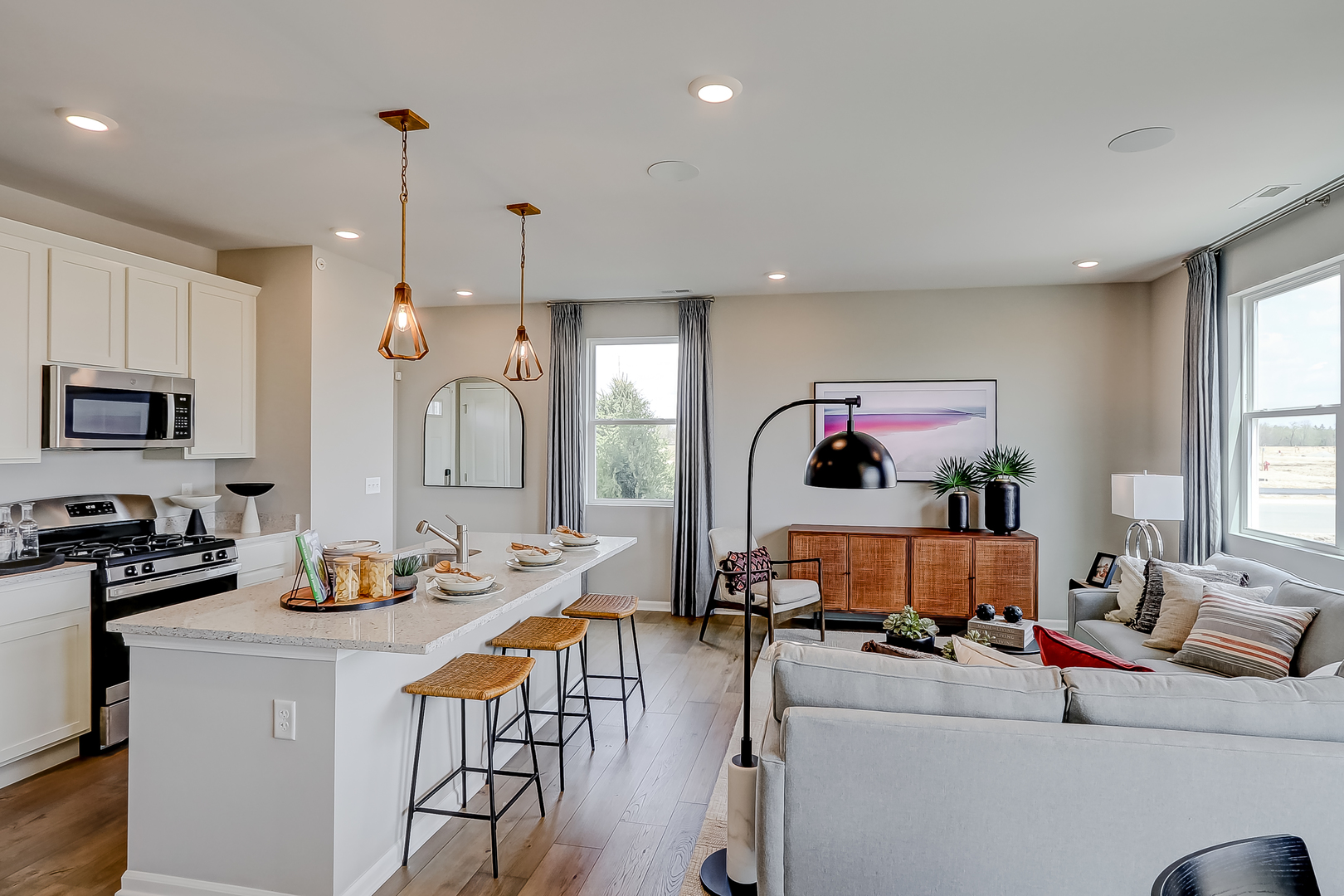 401 Comstock Road South Elgin, IL 60177 - Photo 13 of 34