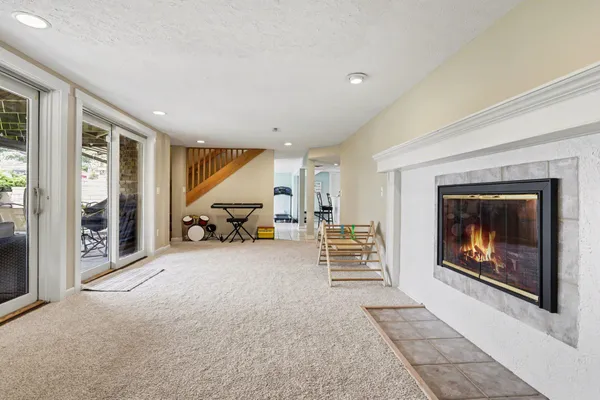 $500,000 | 161 Lynwood Lane, Battle Creek, MI 49015
