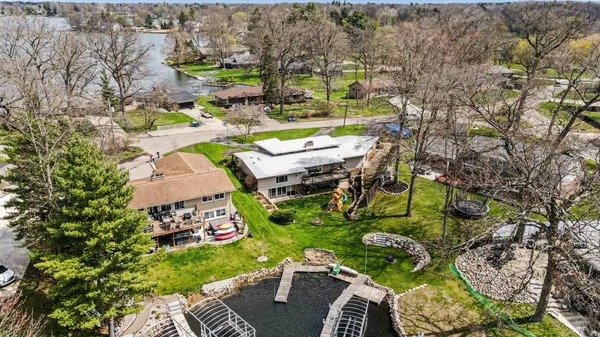 $500,000 | 161 Lynwood Lane, Battle Creek, MI 49015