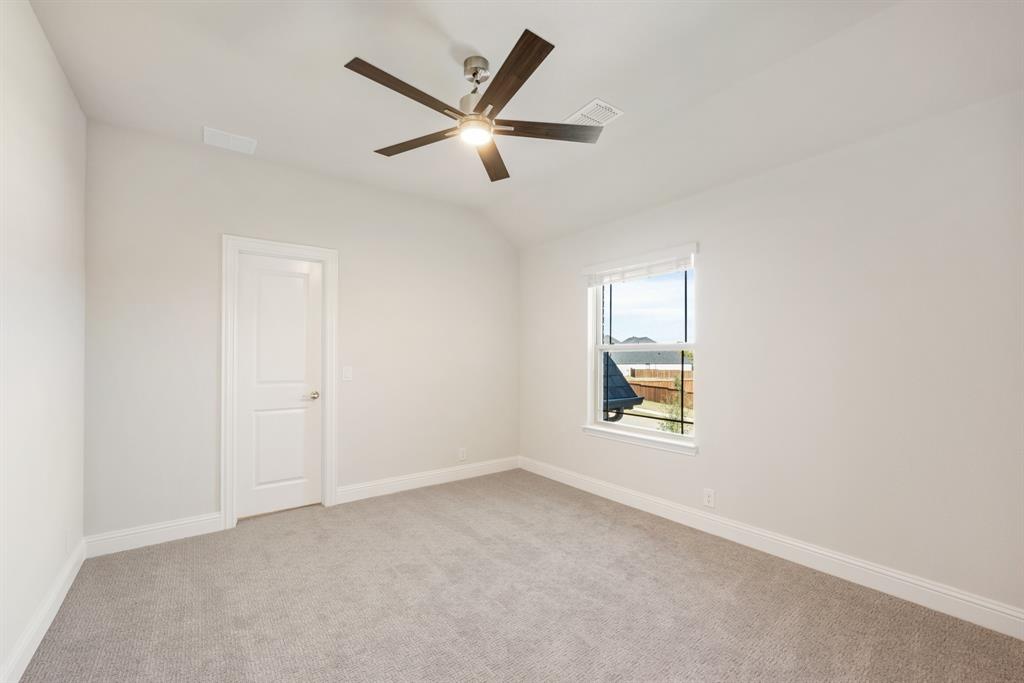 2301 Christopher Road Mansfield, TX 76063 - Photo 32 of 39