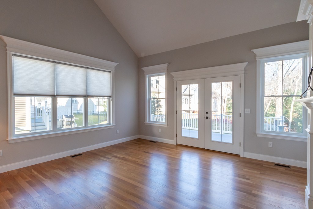 5 Flagstone Drive, Unit 5 Medway, MA 02053 - Photo 11 of 24