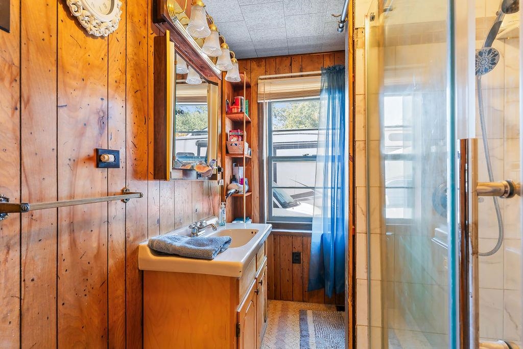 303 North Adair Street Clinton, SC 29325 - Photo 23 of 45