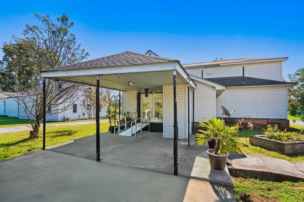 303 North Adair Street Clinton, SC 29325 - Photo 35 of 45