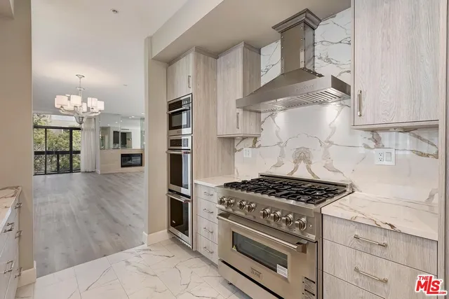 $12,450 | 323 North Palm Drive, Unit 3, Beverly Hills, CA 90210