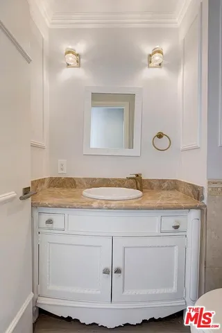 $12,450 | 323 North Palm Drive, Unit 3, Beverly Hills, CA 90210