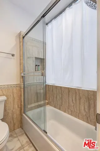 $12,450 | 323 North Palm Drive, Unit 3, Beverly Hills, CA 90210