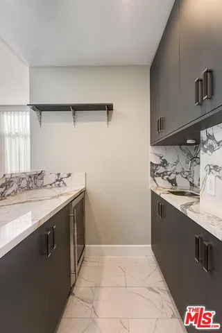 $12,450 | 323 North Palm Drive, Unit 3, Beverly Hills, CA 90210