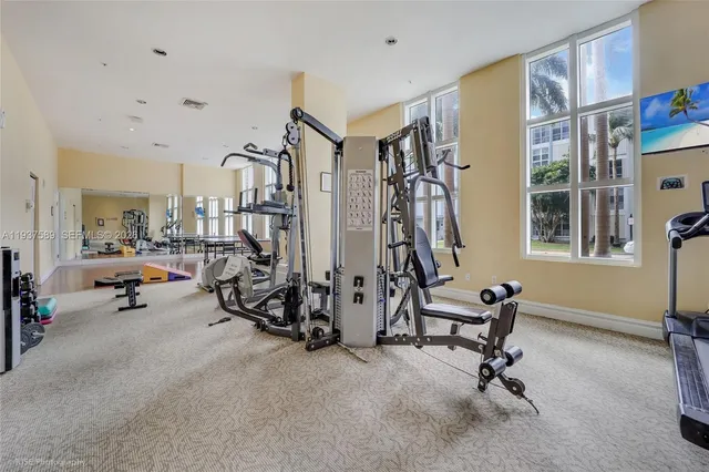 $4,900 | 17555 Atlantic Boulevard, Unit 607, Sunny Isles Beach, FL 33160