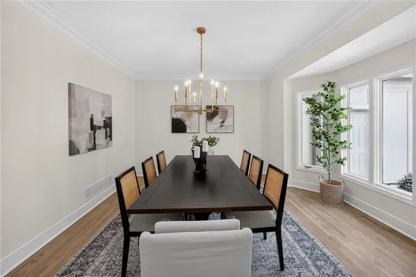 $1,199,900 | 4912 West 114th Street, Leawood, KS 66211