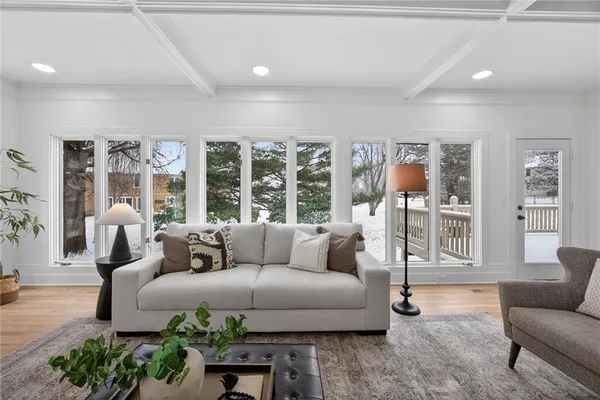 $1,199,900 | 4912 West 114th Street, Leawood, KS 66211