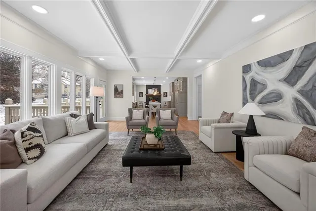 $1,265,950 | 4912 West 114th Street, Leawood, KS 66211