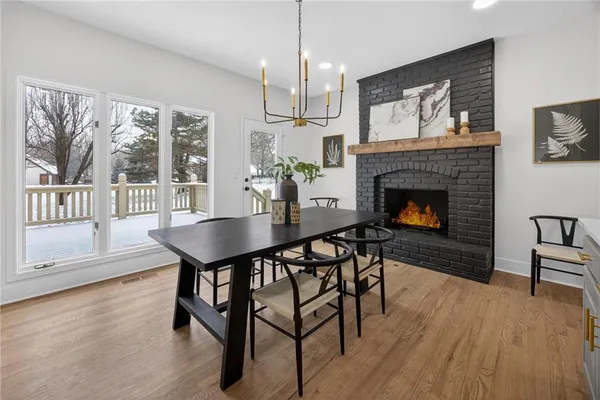 $1,199,900 | 4912 West 114th Street, Leawood, KS 66211