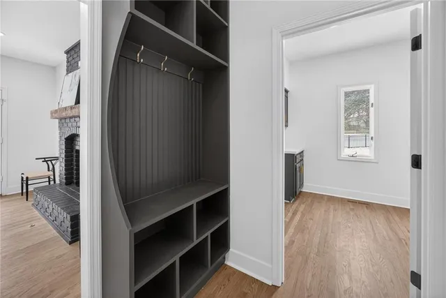 $1,265,950 | 4912 West 114th Street, Leawood, KS 66211