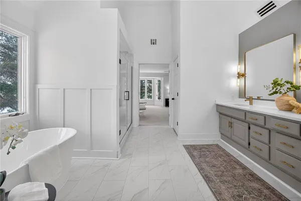 $1,199,900 | 4912 West 114th Street, Leawood, KS 66211