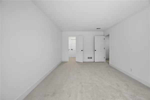 $1,199,900 | 4912 West 114th Street, Leawood, KS 66211