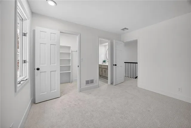 $1,265,950 | 4912 West 114th Street, Leawood, KS 66211