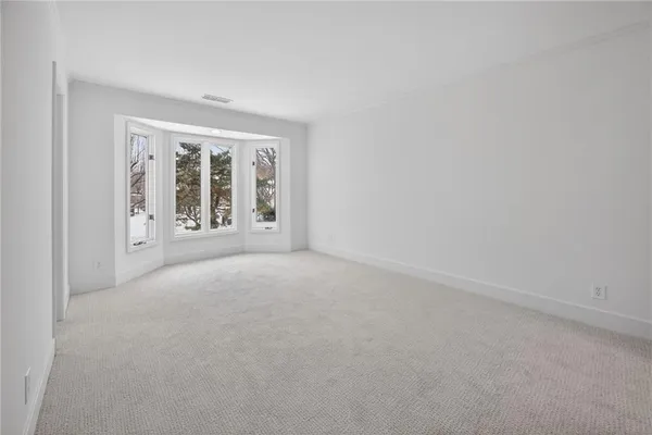 $1,199,900 | 4912 West 114th Street, Leawood, KS 66211