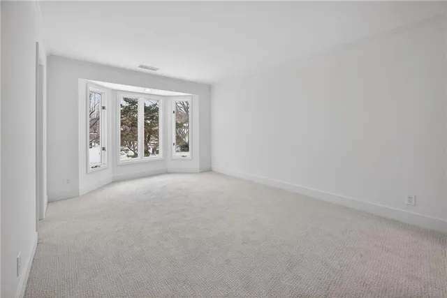 $1,265,950 | 4912 West 114th Street, Leawood, KS 66211