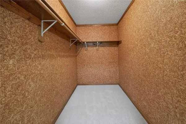 $1,199,900 | 4912 West 114th Street, Leawood, KS 66211