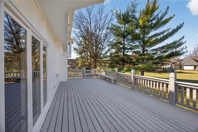 $1,265,950 | 4912 West 114th Street, Leawood, KS 66211