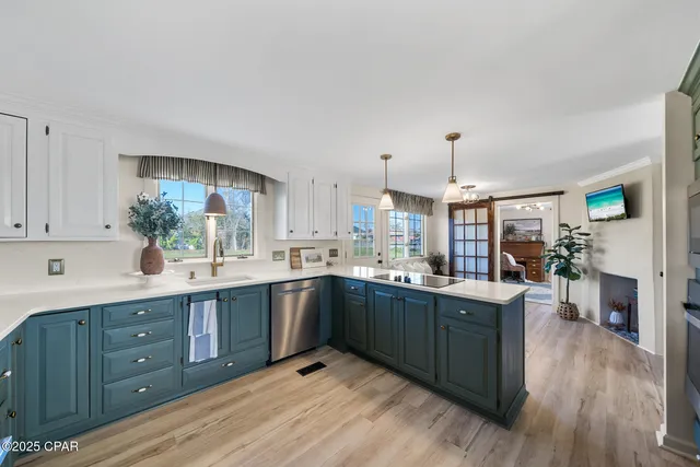 $499,999 | 632 Mount Holyoke Street, Lynn Haven, FL 32444