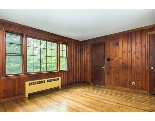 55 Avalon Road Milton, MA 02186 - Photo 12 of 27 Gallery Image 12