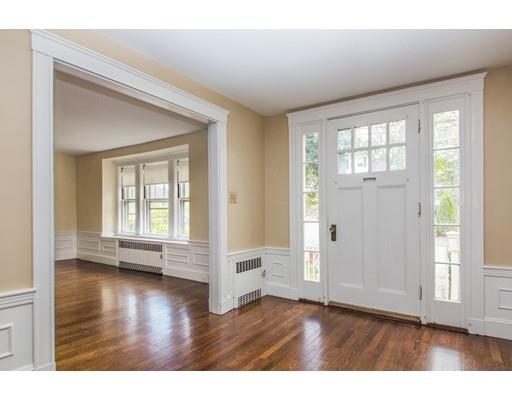 55 Avalon Road Milton, MA 02186 - Photo 4 of 27 Gallery Image 4