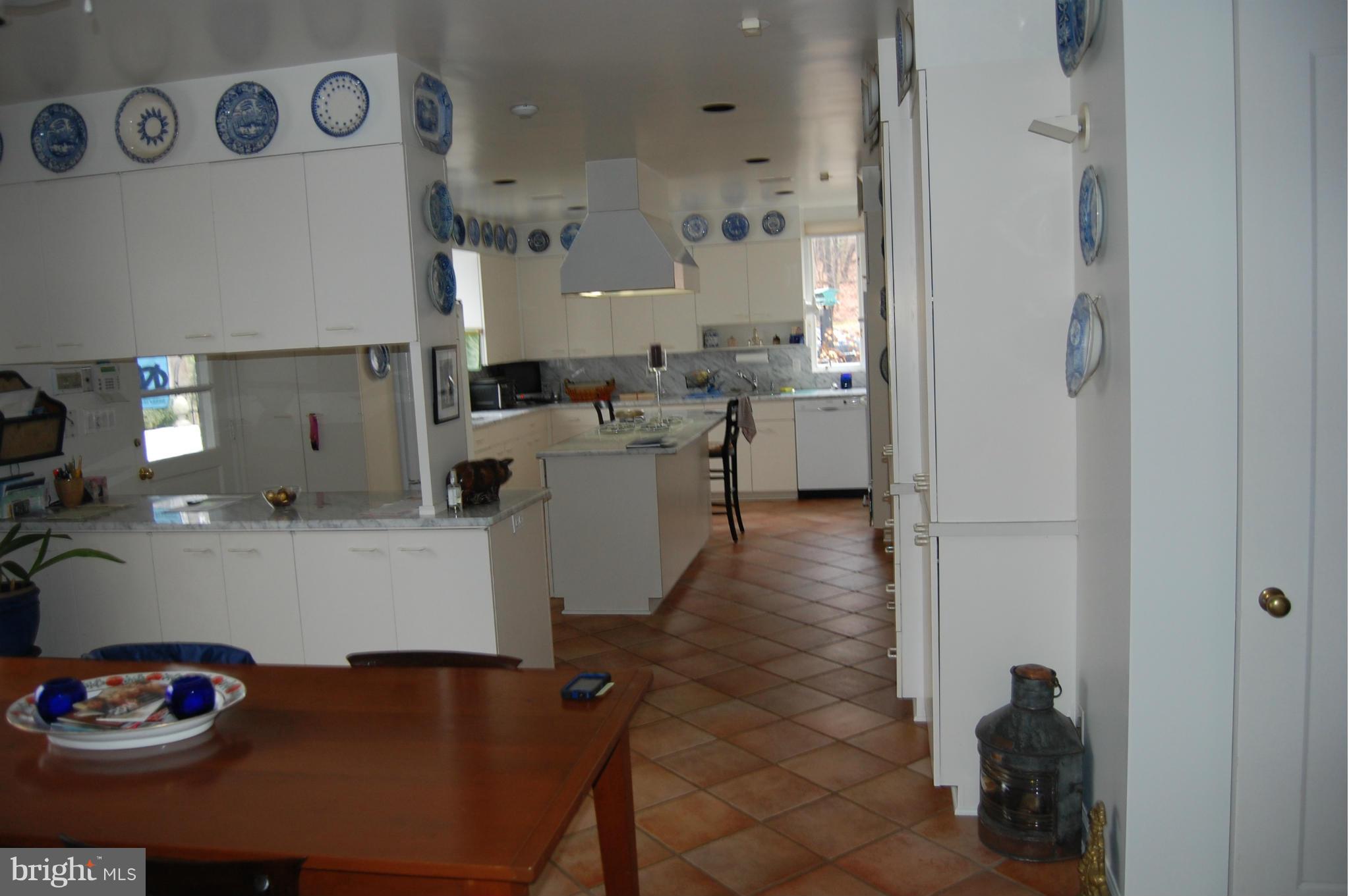 3126 Golf Course Road West Owings Mills, MD 21117 - Photo 8 of 17 Kitchen
