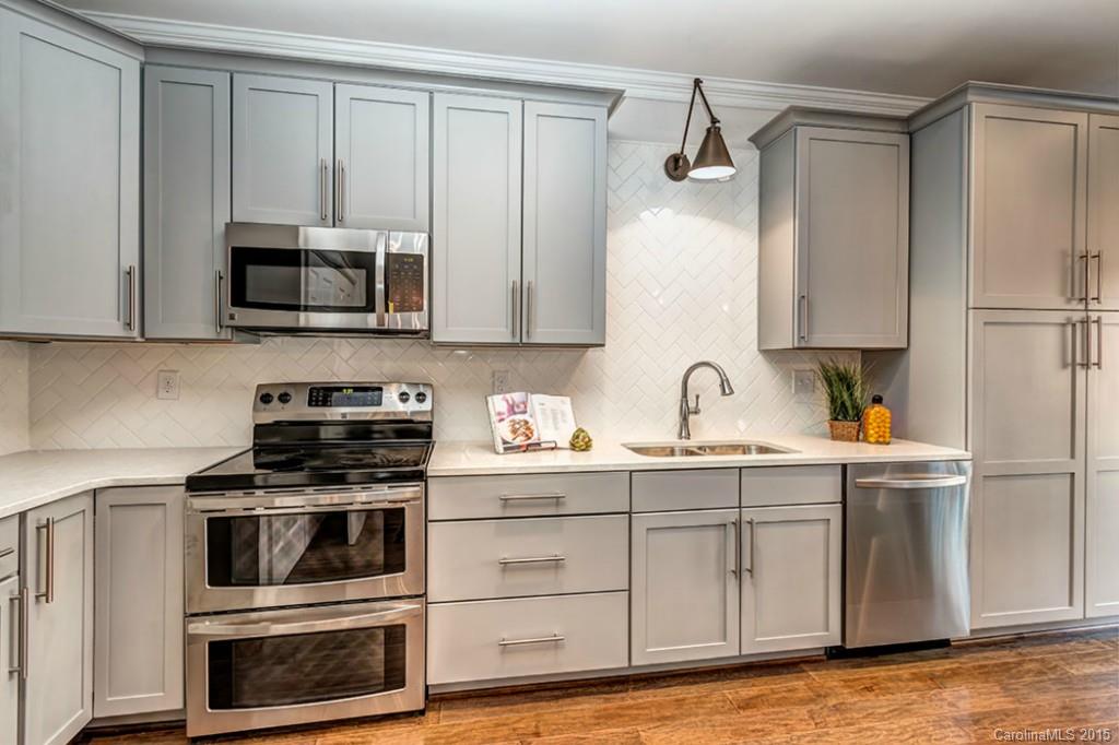 2833 Sharon View Road, Unit 2833 Charlotte, NC 28210 - Photo 8 of 24 Gallery Image 8