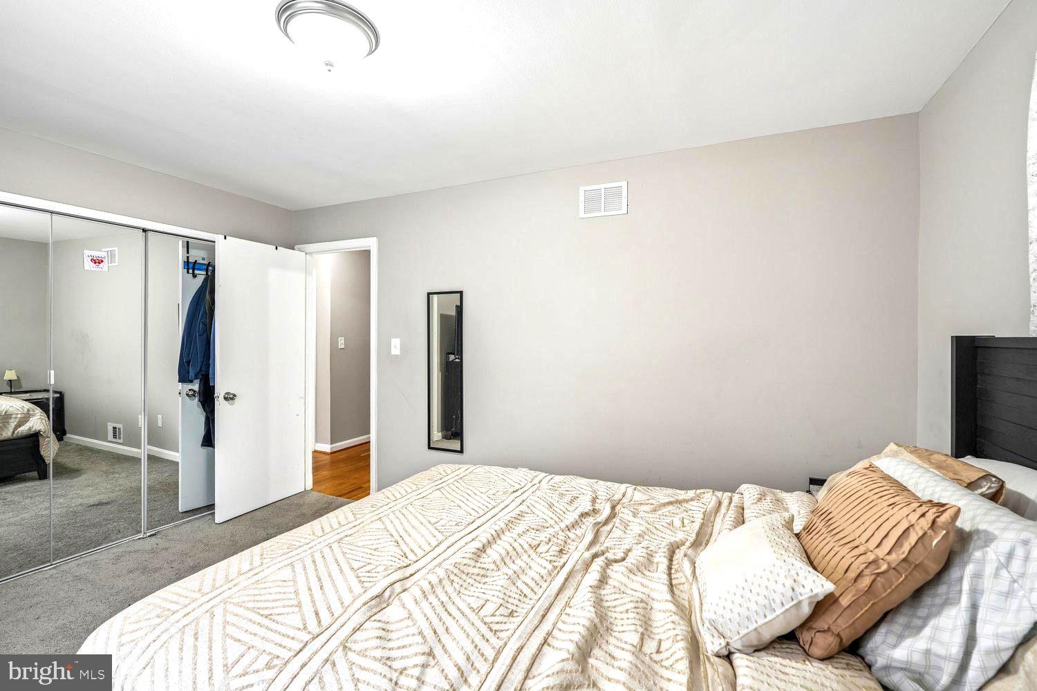 10128 Dallas Avenue Silver Spring, MD 20901 - Photo 16 of 29 Primary Bedroom