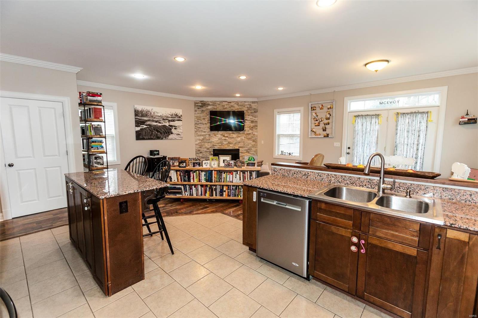 9380 Golden Gate Road St. Louis, MO 63144 - Photo 21 of 51 Gallery Image 21