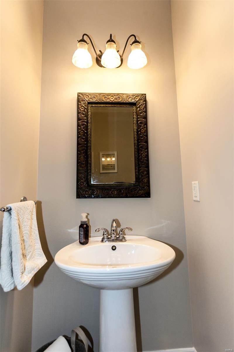 9380 Golden Gate Road St. Louis, MO 63144 - Photo 22 of 51 Gallery Image 22