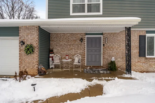 $319,900 | 6247 Mountie Way, Jackson, MI 49201