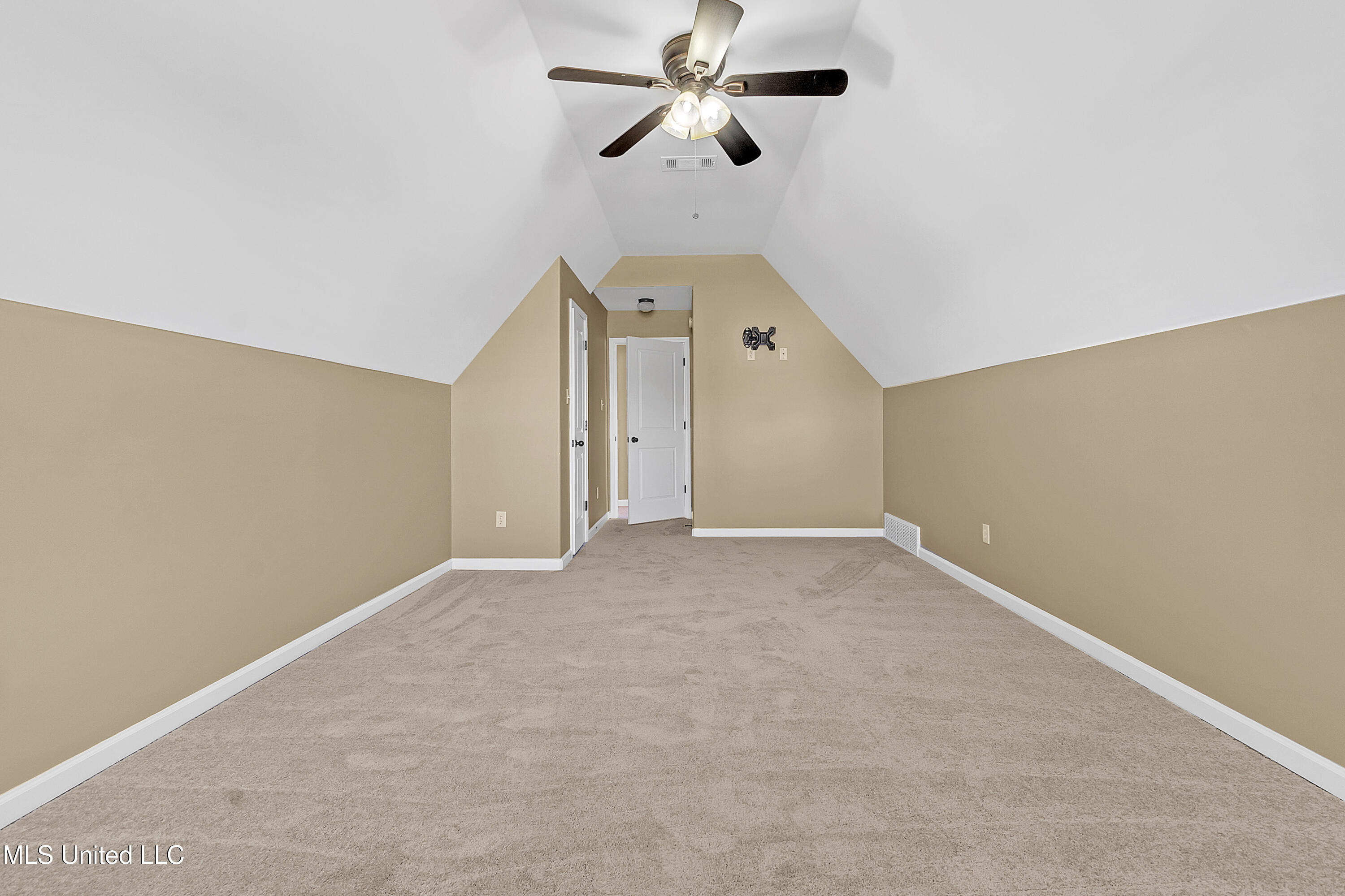 9159 Mitchell's Farm Cove Olive Branch, MS 38654 - Photo 33 of 40 41-DSC01463