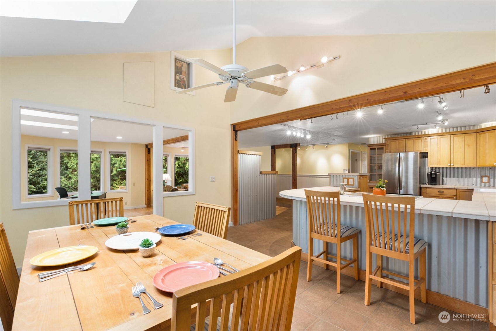 6335 Lariat Loop Bainbridge Island, WA 98110 - Photo 13 of 38