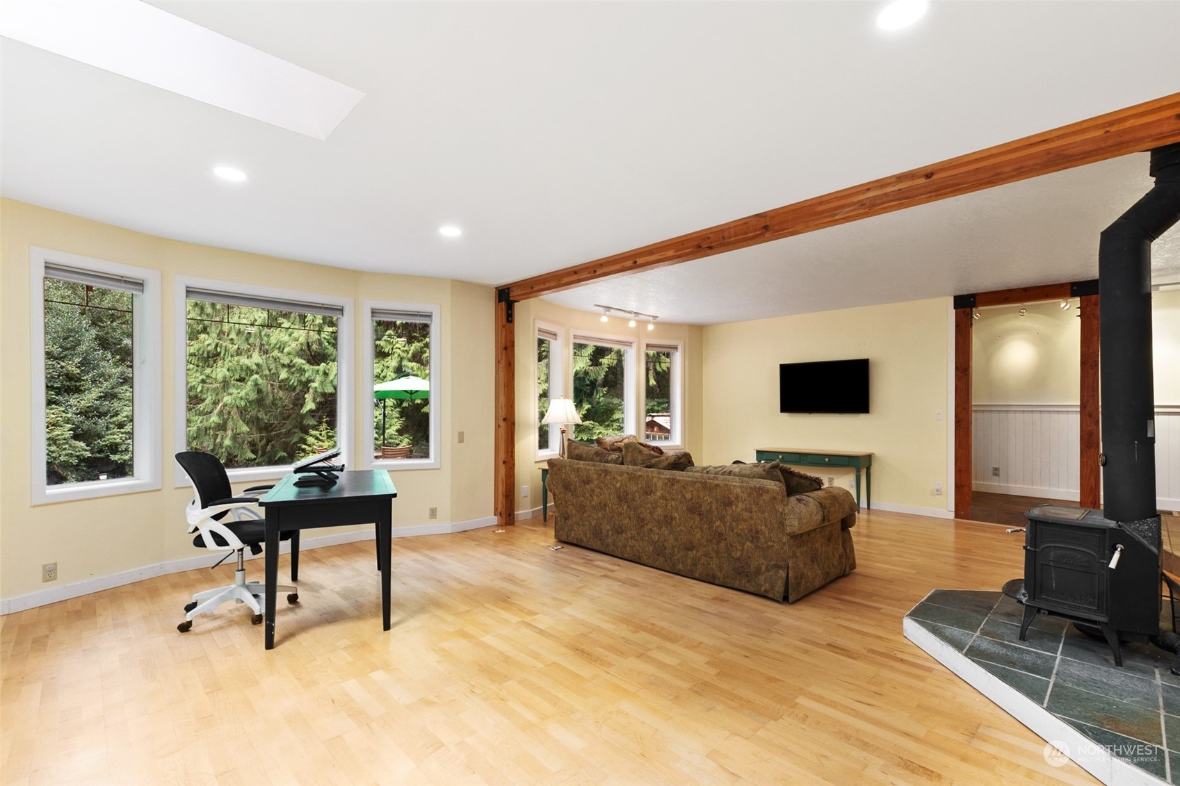 6335 Lariat Loop Bainbridge Island, WA 98110 - Photo 14 of 38