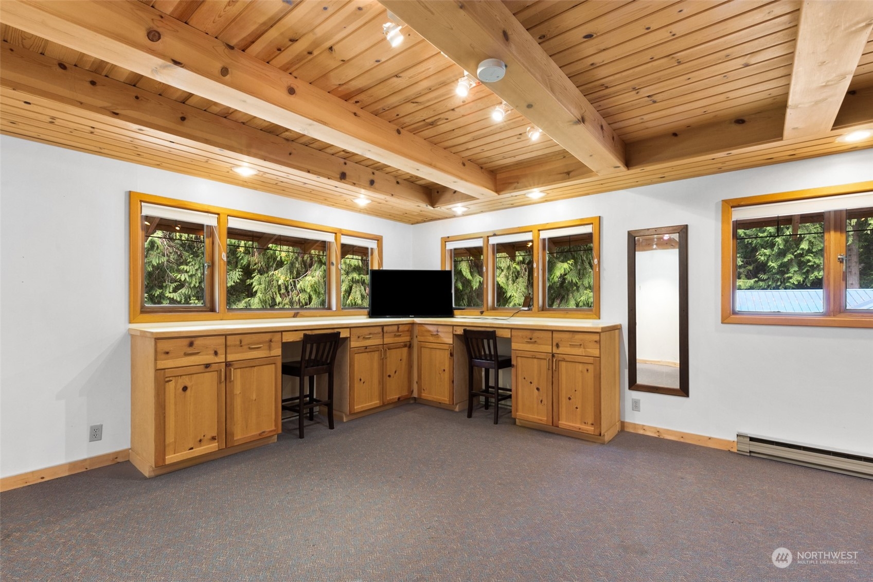 6335 Lariat Loop Bainbridge Island, WA 98110 - Photo 18 of 38