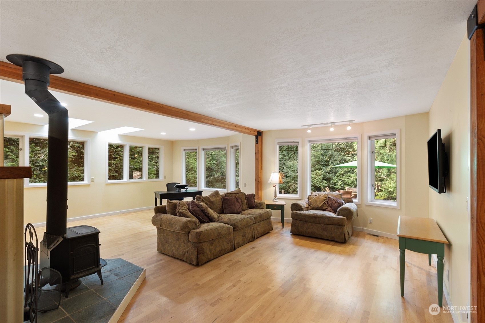 6335 Lariat Loop Bainbridge Island, WA 98110 - Photo 4 of 38